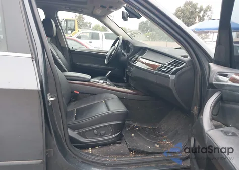 2013 BMW X5 xDrive35I/xDrive35I Premium/xDrive35I Sport Activity from USA, damaged, VIN 5UXZV4C52D0B10983